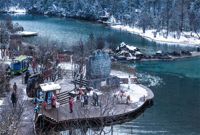 麗江旅游；新的一年，定要去見玉龍雪山一面！