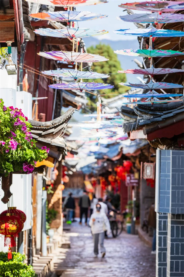 云南旅游,云南旅行社,云南團(tuán)建公司,云南會議公司,云南策劃公司,麗江旅游,麗江旅行社,麗江團(tuán)建公司,麗江策劃公司：春風(fēng)里的麗江：半城春色半城詩